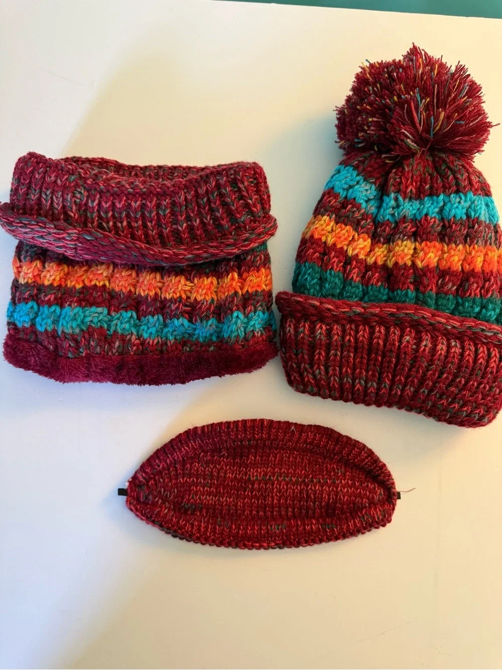 Adult Multicolor Knit Pom Hat and Neck Warmer Set - Red Striped NWOT